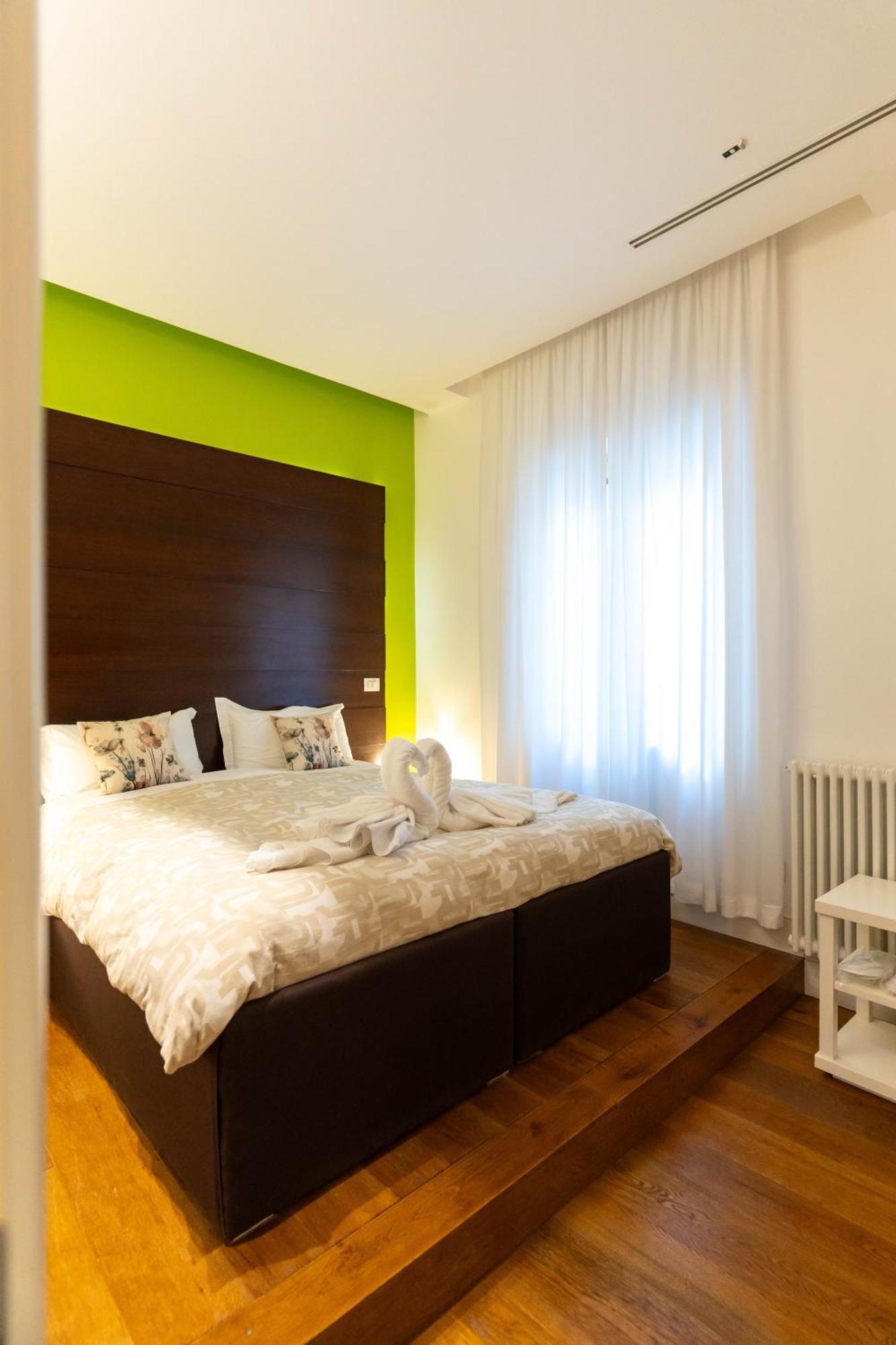 Ihh Suites Roma Exterior foto
